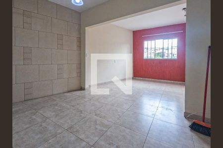 Casa para alugar com 3 quartos, 60m² em Chácara Inglesa, São Paulo