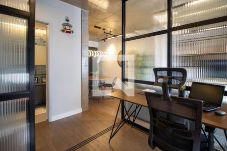 Escritório de apartamento à venda com 2 quartos, 70m² em Panamby, São Paulo