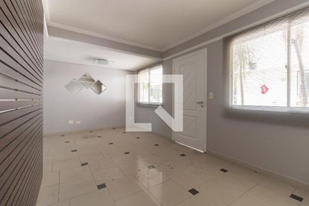 Sala de casa de condomínio para alugar com 3 quartos, 196m² em Jardim Previdencia, São Paulo