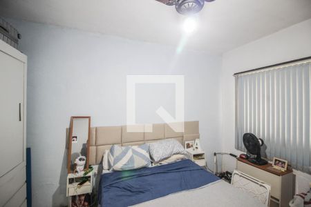 Quarto de casa para alugar com 1 quarto, 165m² em Oliveira, Nova Iguaçu