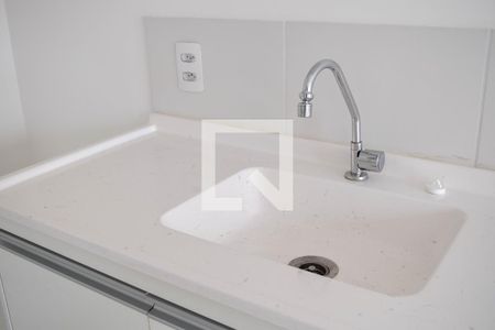 Sala/Cozinha de apartamento à venda com 1 quarto, 27m² em Guaiauna, São Paulo