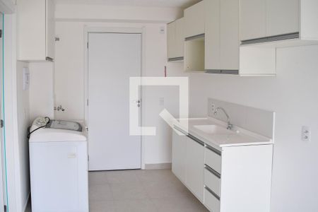 Sala/Cozinha de apartamento à venda com 1 quarto, 27m² em Guaiauna, São Paulo