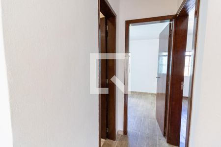 Corredor de casa para alugar com 2 quartos, 55m² em Medianeira, Porto Alegre