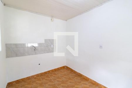 Cozinha de casa para alugar com 2 quartos, 55m² em Medianeira, Porto Alegre