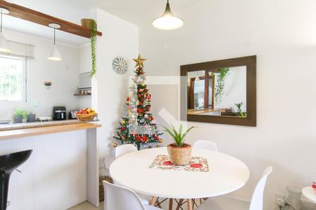 Sala de casa de condomínio à venda com 3 quartos, 94m² em Fátima, Canoas