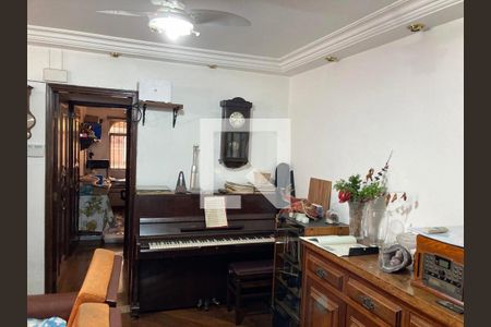 Casa à venda com 4 quartos, 160m² em Vila Sao Paulo, São Paulo