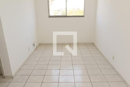 Sala de apartamento para alugar com 2 quartos, 55m² em Paciência, Rio de Janeiro