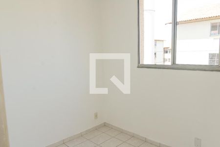 Quarto 1 de apartamento para alugar com 2 quartos, 55m² em Paciência, Rio de Janeiro