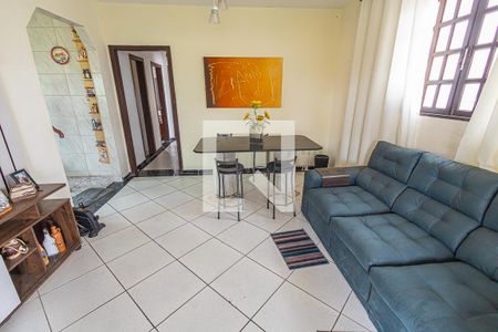 Sala 2 de casa à venda com 5 quartos, 250m² em Alípio de Melo, Belo Horizonte