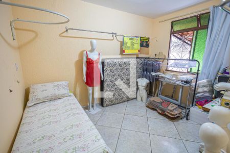 Quarto 1 de casa à venda com 5 quartos, 250m² em Alípio de Melo, Belo Horizonte