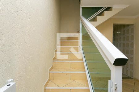 Escada de casa à venda com 3 quartos, 228m² em Vila Aparecida, São Paulo