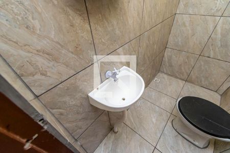 Banheiro de casa para alugar com 1 quarto, 50m² em Vigário Geral, Rio de Janeiro