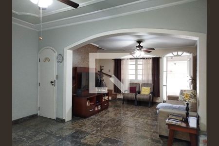 Casa à venda com 3 quartos, 132m² em Vila Carlos de Campos, São Paulo