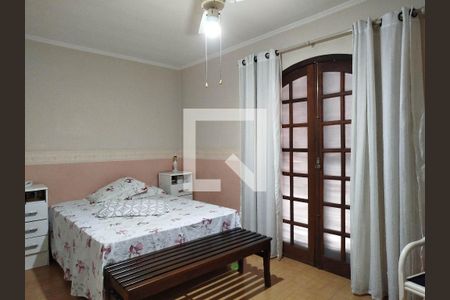 Casa à venda com 3 quartos, 132m² em Vila Carlos de Campos, São Paulo