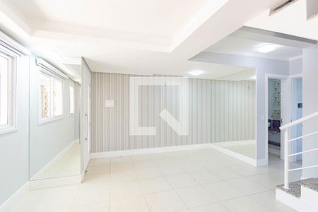 Sala de casa de condomínio à venda com 2 quartos, 116m² em Marechal Rondon, Canoas