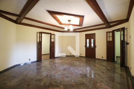 Sala 3 de casa para alugar com 14 quartos, 3884m² em Vila Albertina, São Paulo