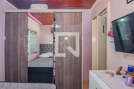 Quarto 1 de casa à venda com 2 quartos, 100m² em Costa E Silva, Porto Alegre