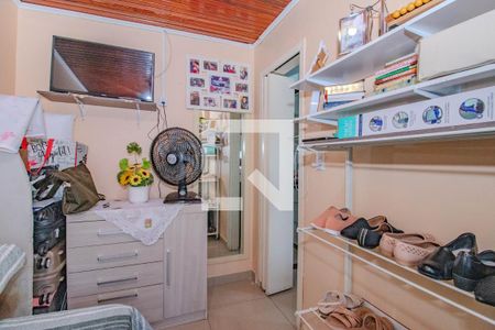 Quarto 2 de casa à venda com 2 quartos, 100m² em Costa E Silva, Porto Alegre
