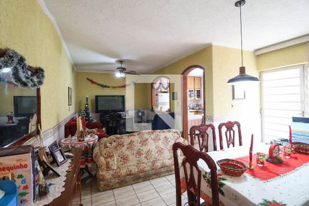 Casa para alugar com 3 quartos, 150m² em Vila Sabrina, São Paulo