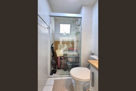 Banheiro de apartamento à venda com 2 quartos, 67m² em Parque Industrial, Campinas