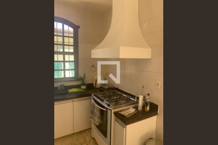 Casa para alugar com 5 quartos, 350m² em Belvedere, Belo Horizonte