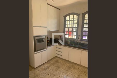 Casa para alugar com 5 quartos, 350m² em Belvedere, Belo Horizonte