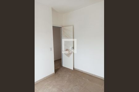 Detalhe - Quarto 01 com Varanda de apartamento para alugar com 2 quartos, 54m² em Vila Sao Vicente, São Paulo