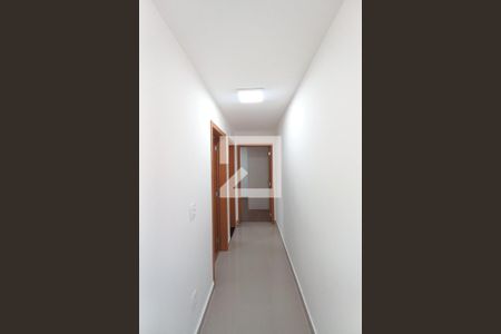 Corredor de apartamento à venda com 2 quartos, 45m² em Vila Anhangüera, Campinas