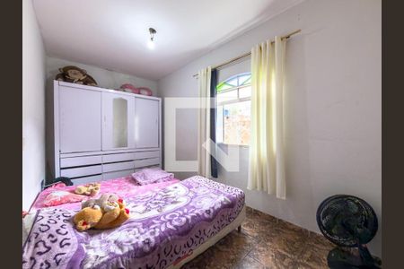 Quarto 3 - 2º Piso de casa à venda com 6 quartos, 201m² em Conjunto Confisco, Contagem