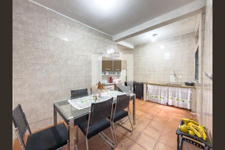 Cozinha - 1º Piso de casa à venda com 6 quartos, 201m² em Conjunto Confisco, Contagem
