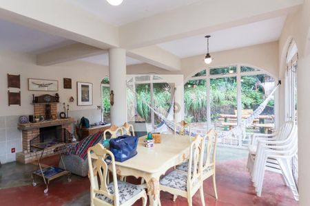 sala de inverno de casa de condomínio à venda com 4 quartos, 400m² em Retiro do Chale, Brumadinho