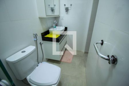 Banheiro da Suíte 1 de casa à venda com 4 quartos, 94m² em Vila Regente Feijó, São Paulo