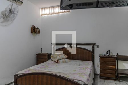 Suíte de casa para alugar com 2 quartos, 145m² em Camargos, Belo Horizonte