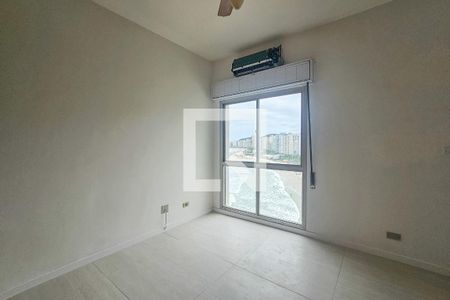 Quarto 1 de apartamento para alugar com 4 quartos, 210m² em Sítio Paecara (vicente de Carvalho), Guarujá