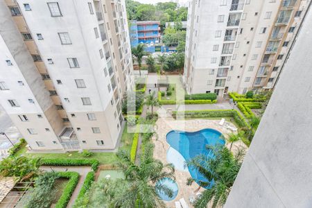 Vista de apartamento à venda com 2 quartos, 45m² em Vila Liviero, São Paulo