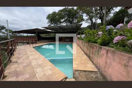 Casa à venda com 3 quartos, 10300m² em Jardim Petropolis, Nova Lima