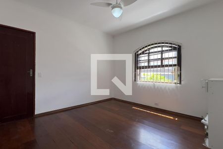 Quarto 1 de casa à venda com 4 quartos, 300m² em Vila Adelaide Perella, Guarulhos