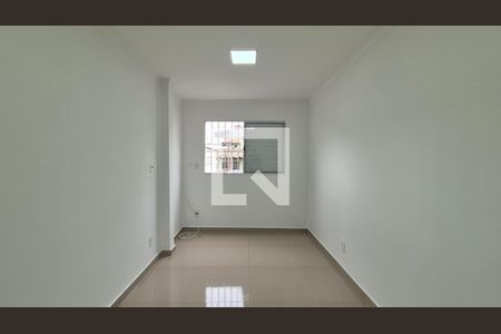 Quarto de apartamento para alugar com 2 quartos, 70m² em Vila Camilópolis, Santo André