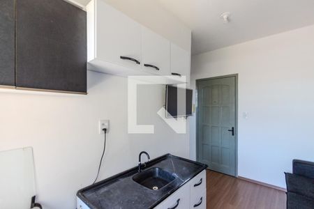 Sala/Cozinha de apartamento à venda com 1 quarto, 26m² em Azenha, Porto Alegre
