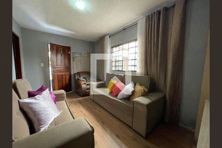 Sala de casa à venda com 4 quartos, 250m² em Vila Sao Domingos, São Paulo