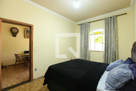 Quarto de casa à venda com 4 quartos, 360m² em Milionários, Belo Horizonte