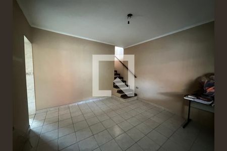 Sala de casa para alugar com 4 quartos, 125m² em Vila Sao Jorge, Barueri