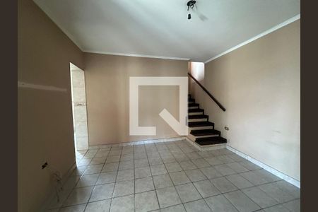 Sala de casa para alugar com 4 quartos, 125m² em Vila Sao Jorge, Barueri