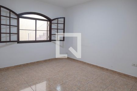 Casa à venda com 4 quartos, 195m² em Vila Galvão, Guarulhos