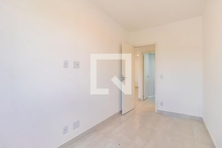 Quarto 2 de apartamento para alugar com 3 quartos, 68m² em Outeiro de São Fernando, Barueri