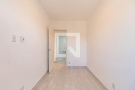 Quarto 2 de apartamento para alugar com 3 quartos, 68m² em Outeiro de São Fernando, Barueri