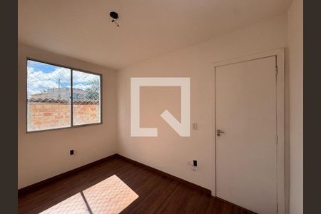 Apartamento à venda com 2 quartos, 65m² em Palmital, Lagoa Santa