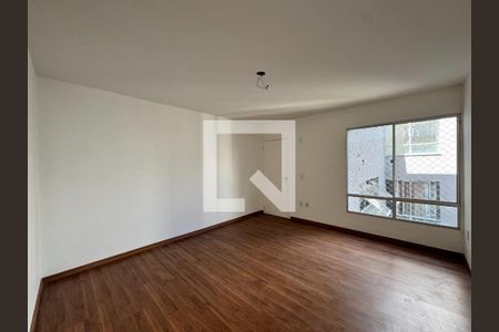 Apartamento à venda com 2 quartos, 65m² em Palmital, Lagoa Santa