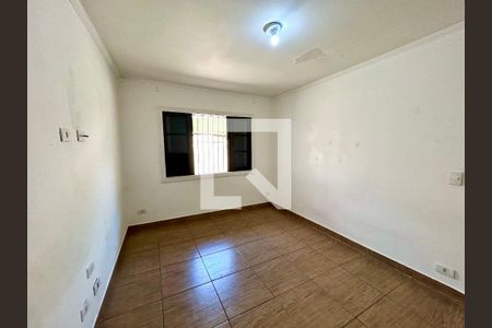 Quarto 2 de casa à venda com 2 quartos, 150m² em Vila Rosalia, Guarulhos