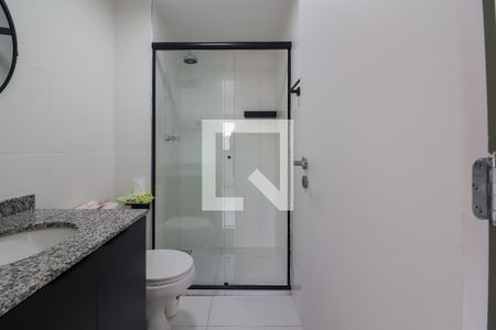 Banheiro de apartamento à venda com 1 quarto, 55m² em Vila Sonia, São Paulo